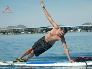 Yoga:SUP - Evan side plank